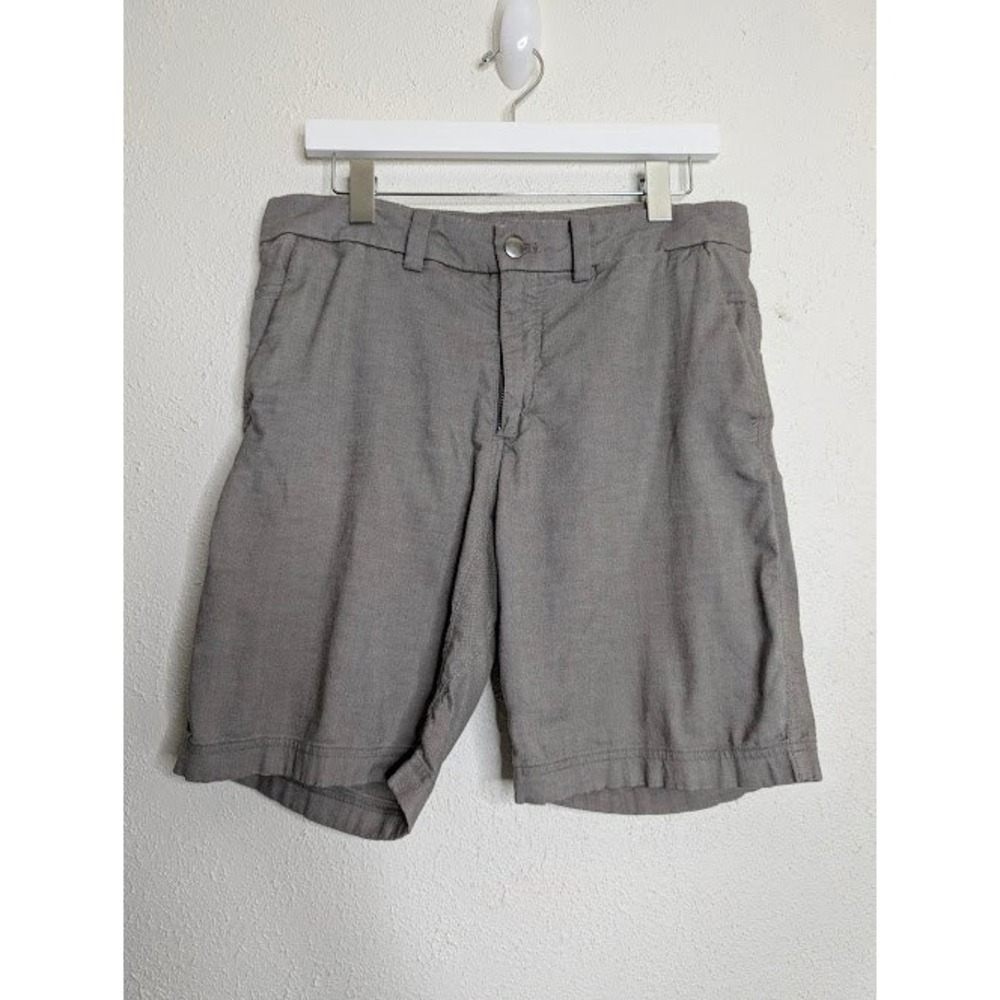 Lululemon The Works Short Quick Oxford 11" Mens Size 32 Casual Athletic Golf